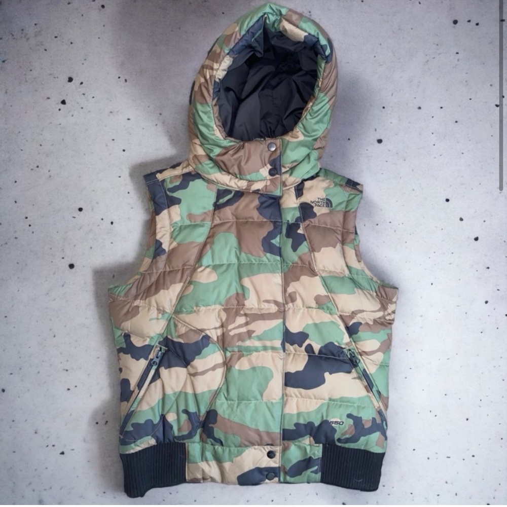 In Search of North Face Camouflage Vest w/ hood (Large)
